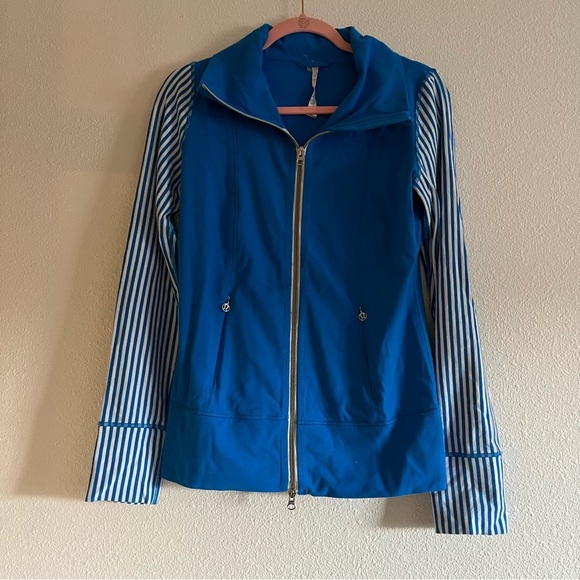 Lululemon Daily Yoga Jacket Size 6 - Picture 3 of 9